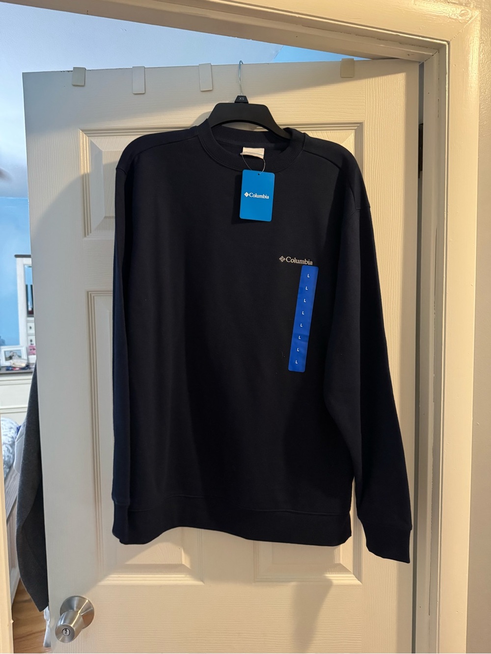 Columbia Men’s Navy Crewneck Pullover Sweatshirt